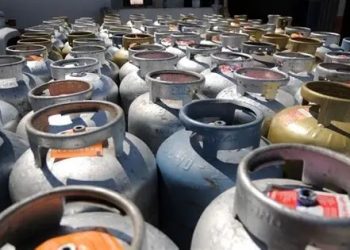 Preço do gás de cozinha sobe quase 10% na Bahia e botijão pode ficar até R$ 10 mais caro