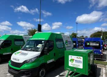 Prefeitura de Glória-BA recebe novo Odontomóvel e anuncia retorno do programa Saúde em Ação