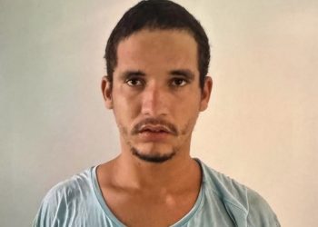 Caso que chocou Delmiro Gouveia: filho suspeito de estuprar a mãe de 63 anos morre em confronto com a polícia