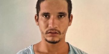 Caso que chocou Delmiro Gouveia: filho suspeito de estuprar a mãe de 63 anos morre em confronto com a polícia