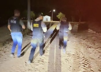 SMTT prende suspeito após furto em estabelecimento comercial de Delmiro Gouveia