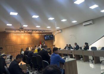 Beto Doido apresenta representação contra Rubinho do Kenio no Conselho de Ética; vereador nega ter forjado situação, e diz: “Não tenho medo de macho nenhum”