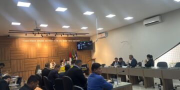 Beto Doido apresenta representação contra Rubinho do Kenio no Conselho de Ética; vereador nega ter forjado situação, e diz: “Não tenho medo de macho nenhum”