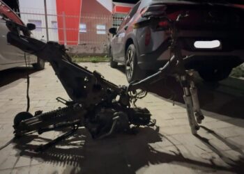 Motocicleta furtada no domingo é localizada parcialmente desmontada em Delmiro Gouveia