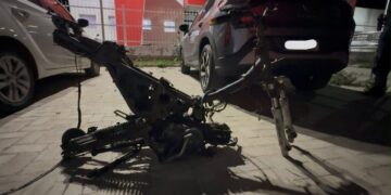 Motocicleta furtada no domingo é localizada parcialmente desmontada em Delmiro Gouveia