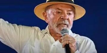 Agora é oficial: Lula assina MP que proíbe bets e jogos online no Brasil; veja o cronograma e como fica o futebol