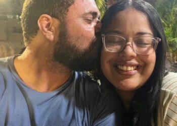 Em carta emocionante, noiva se despede de Nikos Elefthérios após morte em incêndio: “Você é o amor da minha vida”