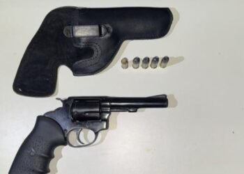 Adolescente de 17 anos é apreendido com revólver calibre .38 em Paulo Afonso