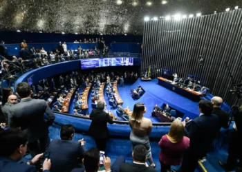 Senado aprova PEC do fim da escala 6×1 e trabalhador terá dois dias de folga por semana
