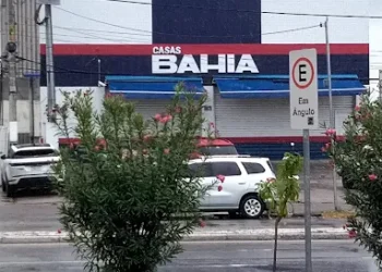 Justiça homologa acordo para indenizar empregados das Casas Bahia